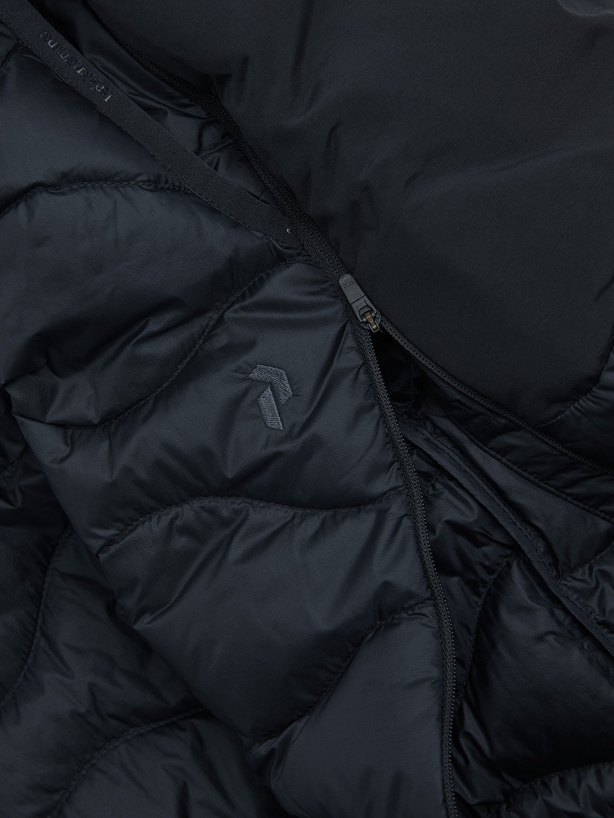 W Helium Down Shorts-BLACK
