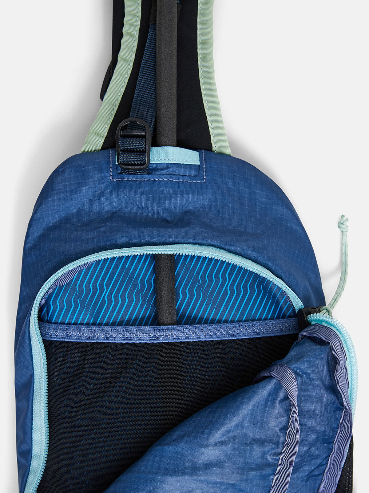 Outdoor Slingbag-BLUE SHADOW-SUMMIT SKY