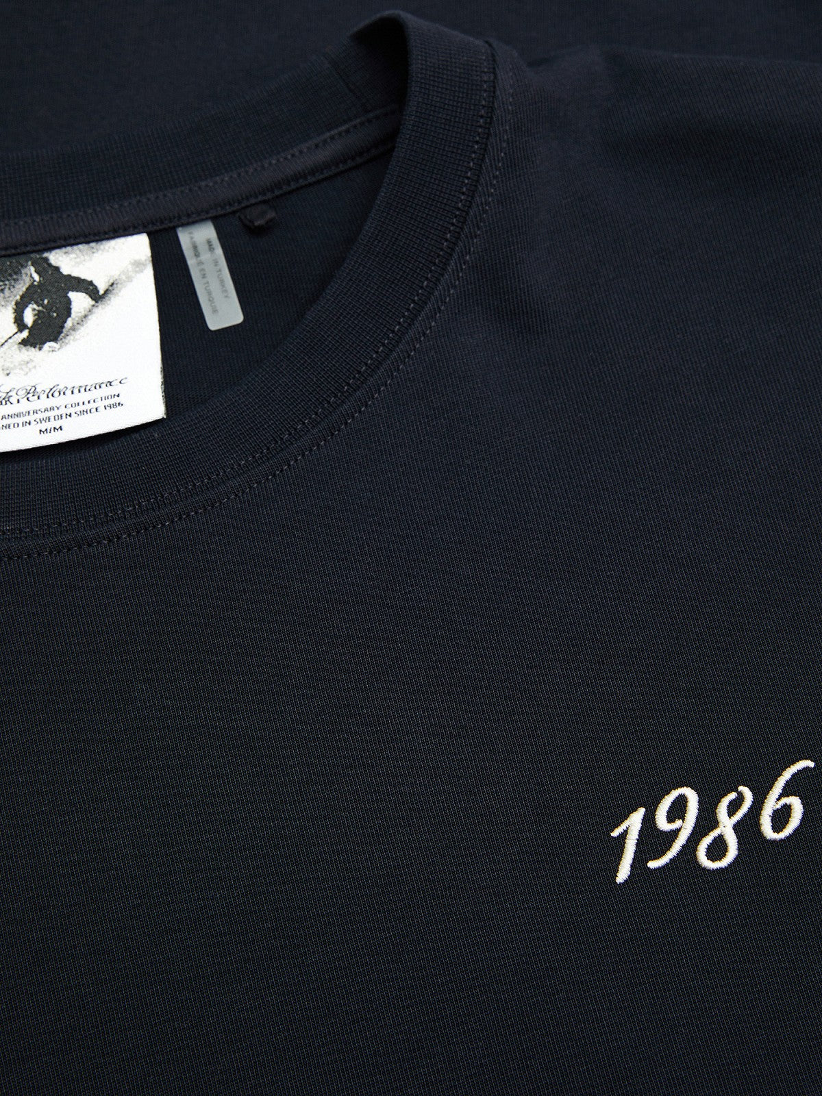 M 40Y Graphic Tee-BLACK