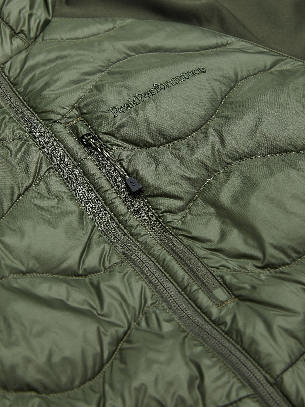 M HELIUM DOWN HYBRID HOOD PINE NEEDLE