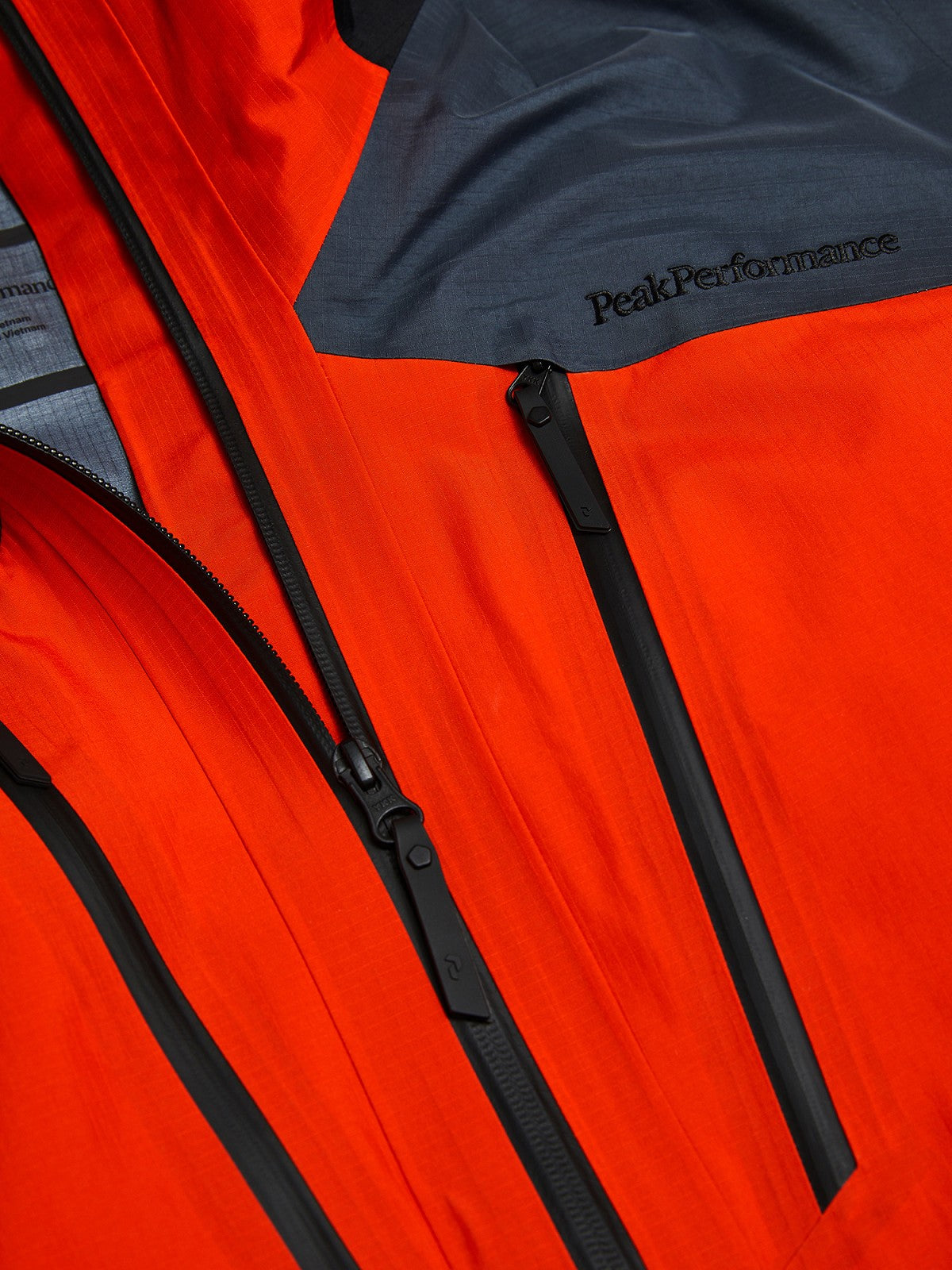 M Vertical Gore-Tex Pro Jacket – Peak Knokke