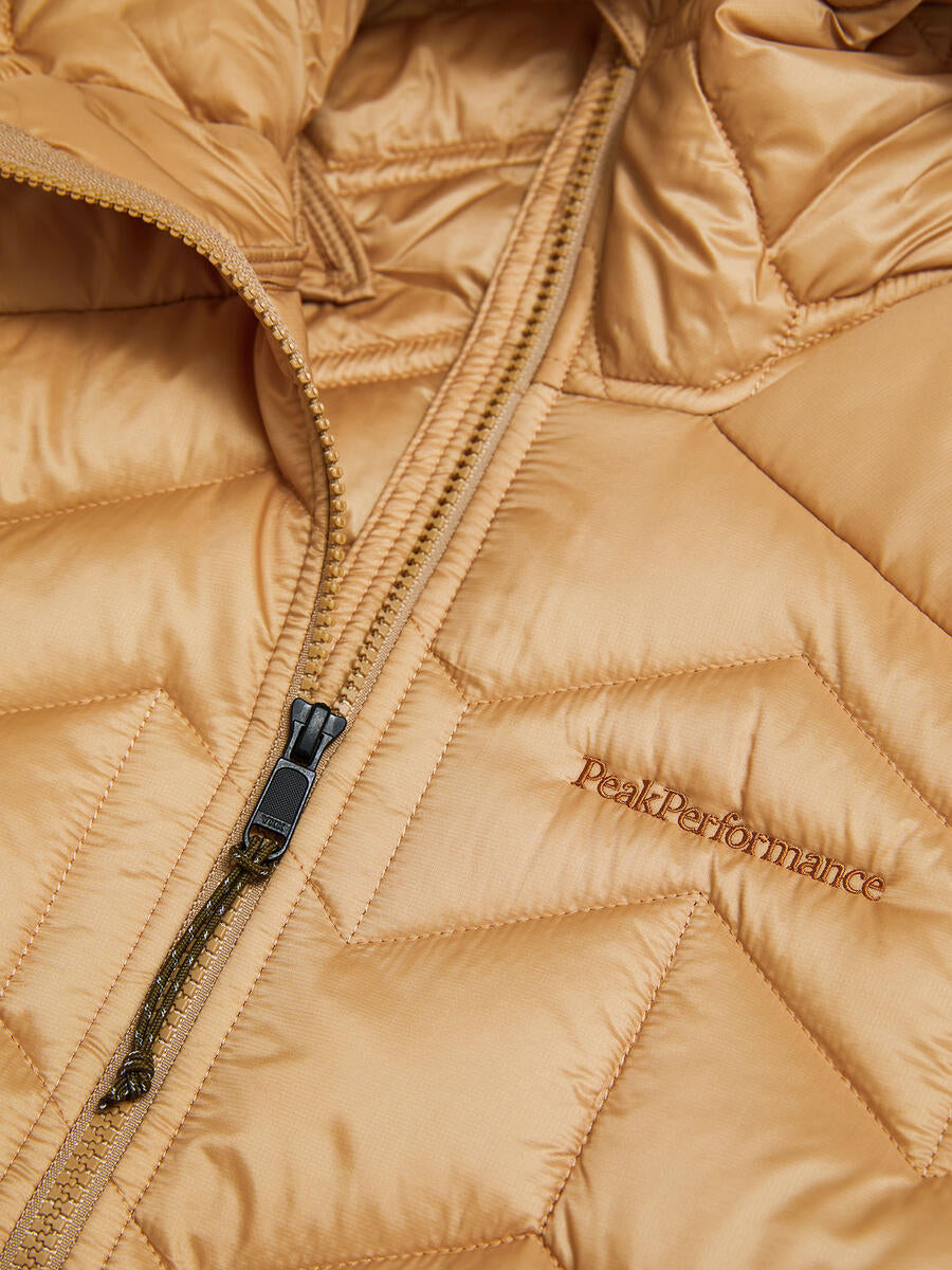 Elevate Hood Jacket Women