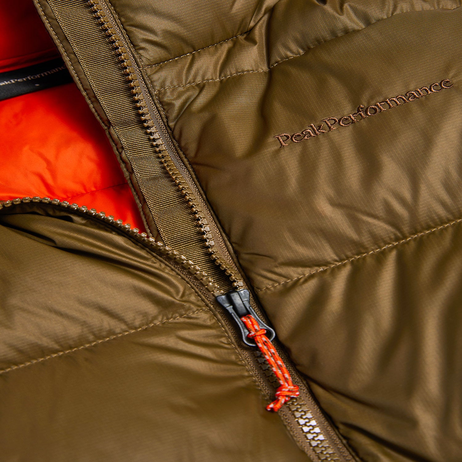 W Frost Down Puffer Jacket