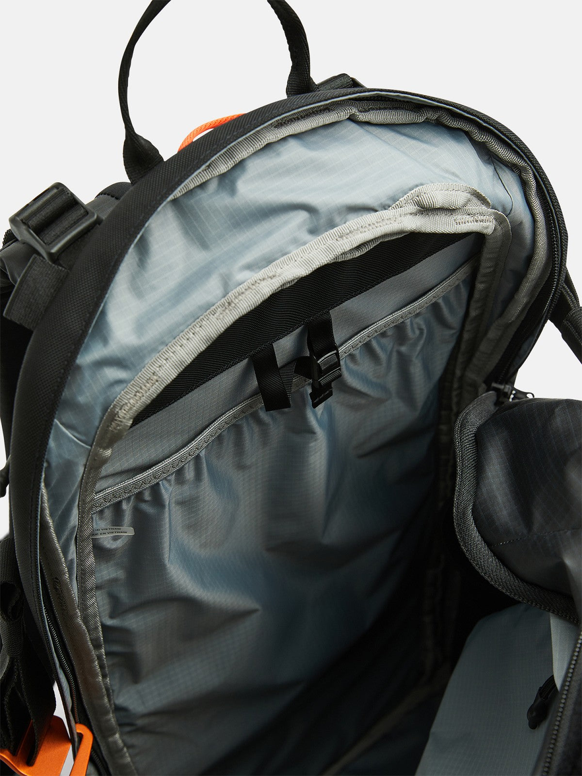 Vertical Ski Backpack 25L
