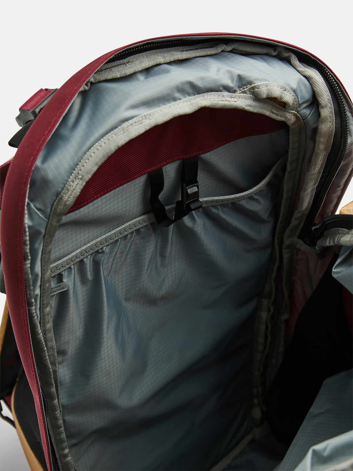 Vertical Ski Backpack 20L