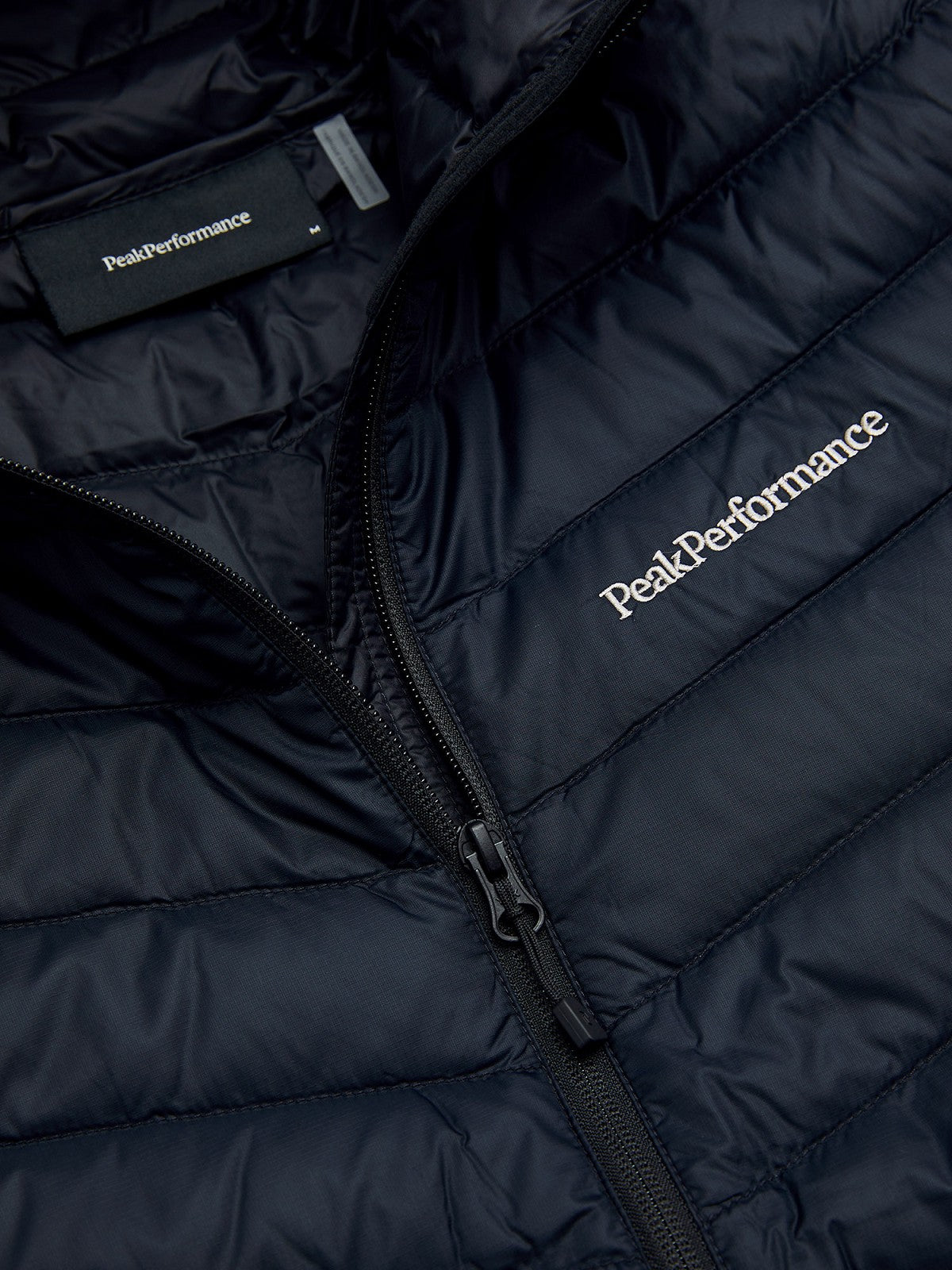 M FROST DOWN HYBRID HOOD BLACK
