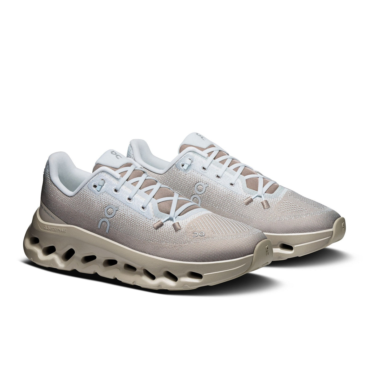 Cloudtilt Women Cinder Iceberg